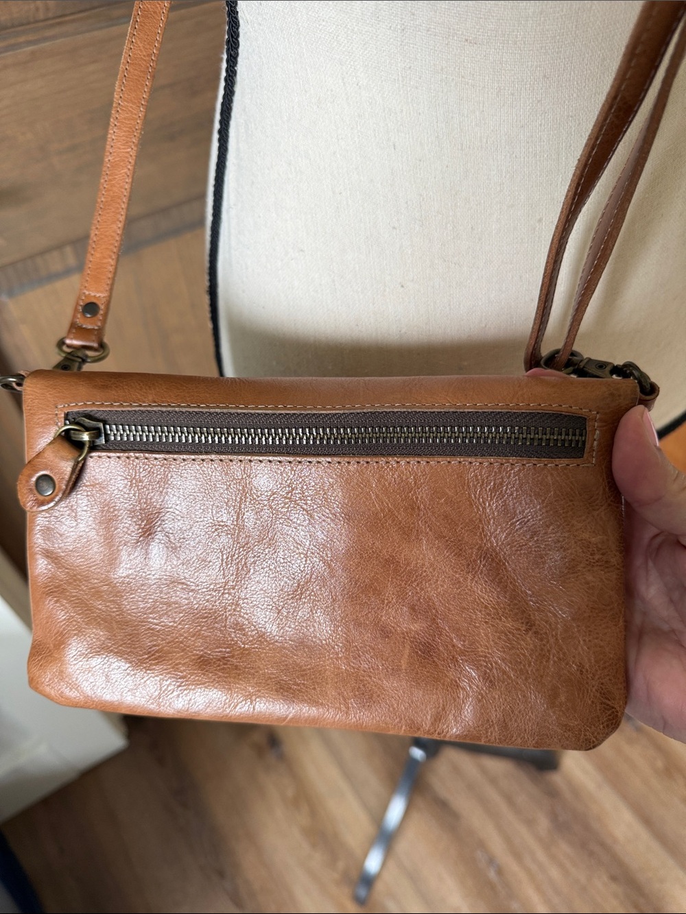 Bed Stu Cognac Leather Crossbody Bag - Picture 8 of 8